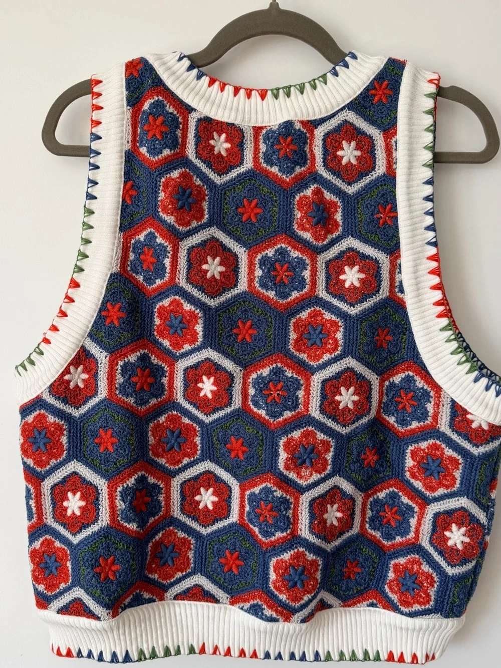 FARM RIO CROCHET VEST - Picture 8 of 11